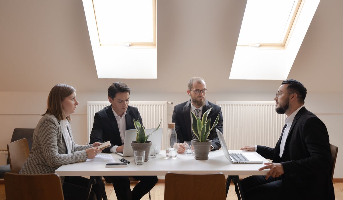 Running Productive Team Meetings Without Wasting Time